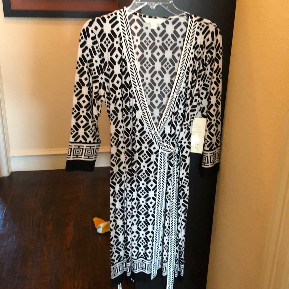 Boston Proper wrap dress size 12 new with tags.